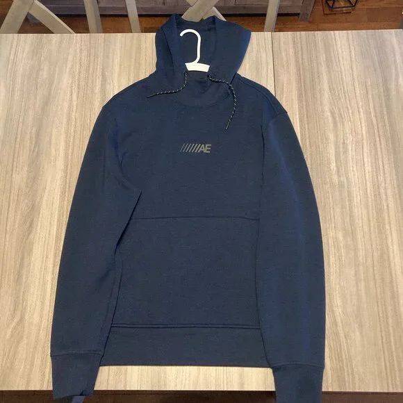 Used American Eagle mens medium hoodie/zip up - Picture 4 of 8